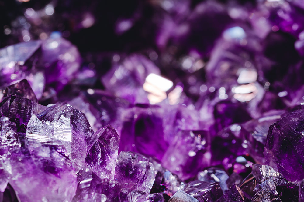 news-macro-photography-amethyst-crystal-druse